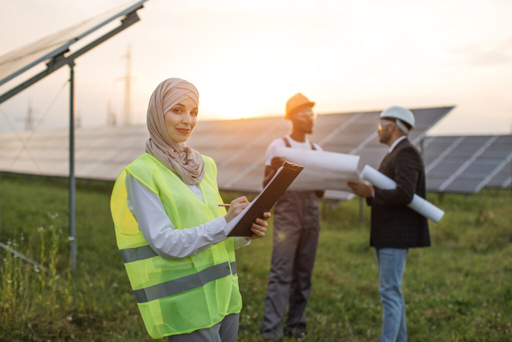AgriTech4Egypt woman using clipboard work solar small